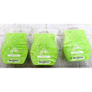 Lot of 3 Scentsy Apple Crush 3.2 oz each New Unused Retired